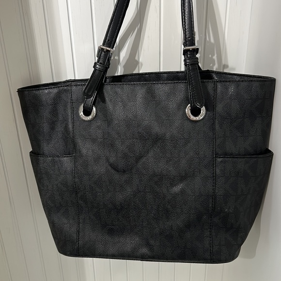 Michael Kors black MK tote - Picture 6 of 16